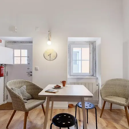 Apartment Charming In Belem Lisbon